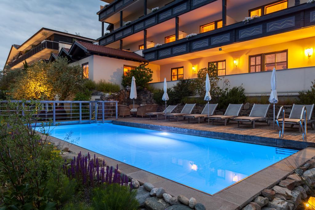 Alpentirolis Hotel Eksteriør billede
